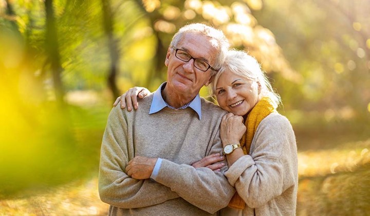 Älteres Pärchen Vitaminmangel bei Senioren